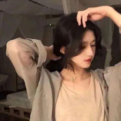 邪恶的蕾丝莉
